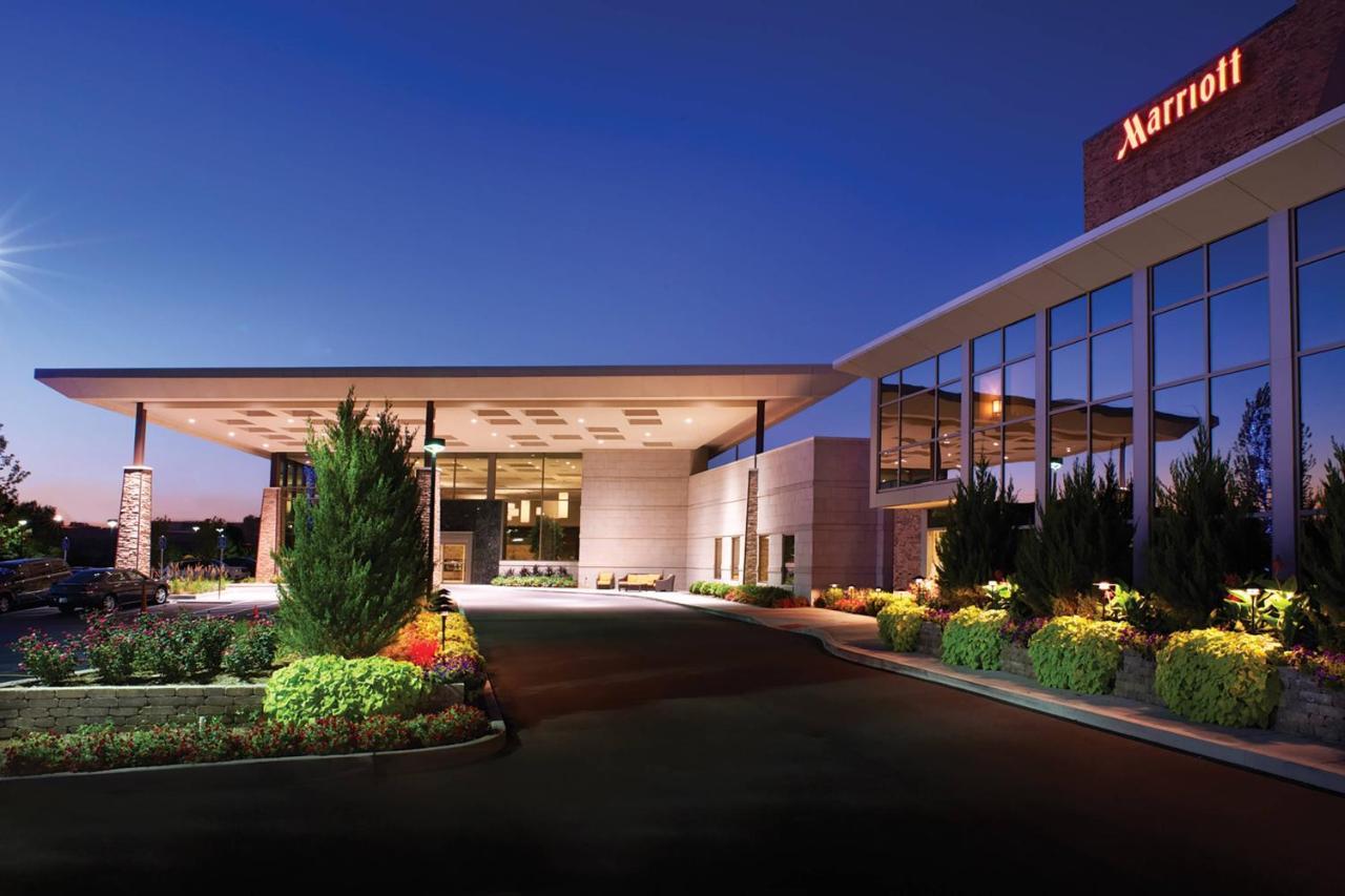 Hotel Indianapolis Marriott East Exterior foto